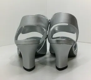 Easy Street Women 31-5479 Open Toe None Heels Silver Size 9.5 Wide Pair of Shoes