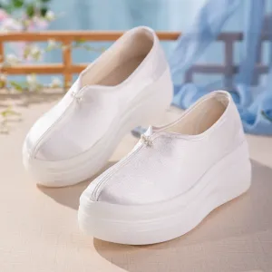 Hanfu Shoes: Pristine