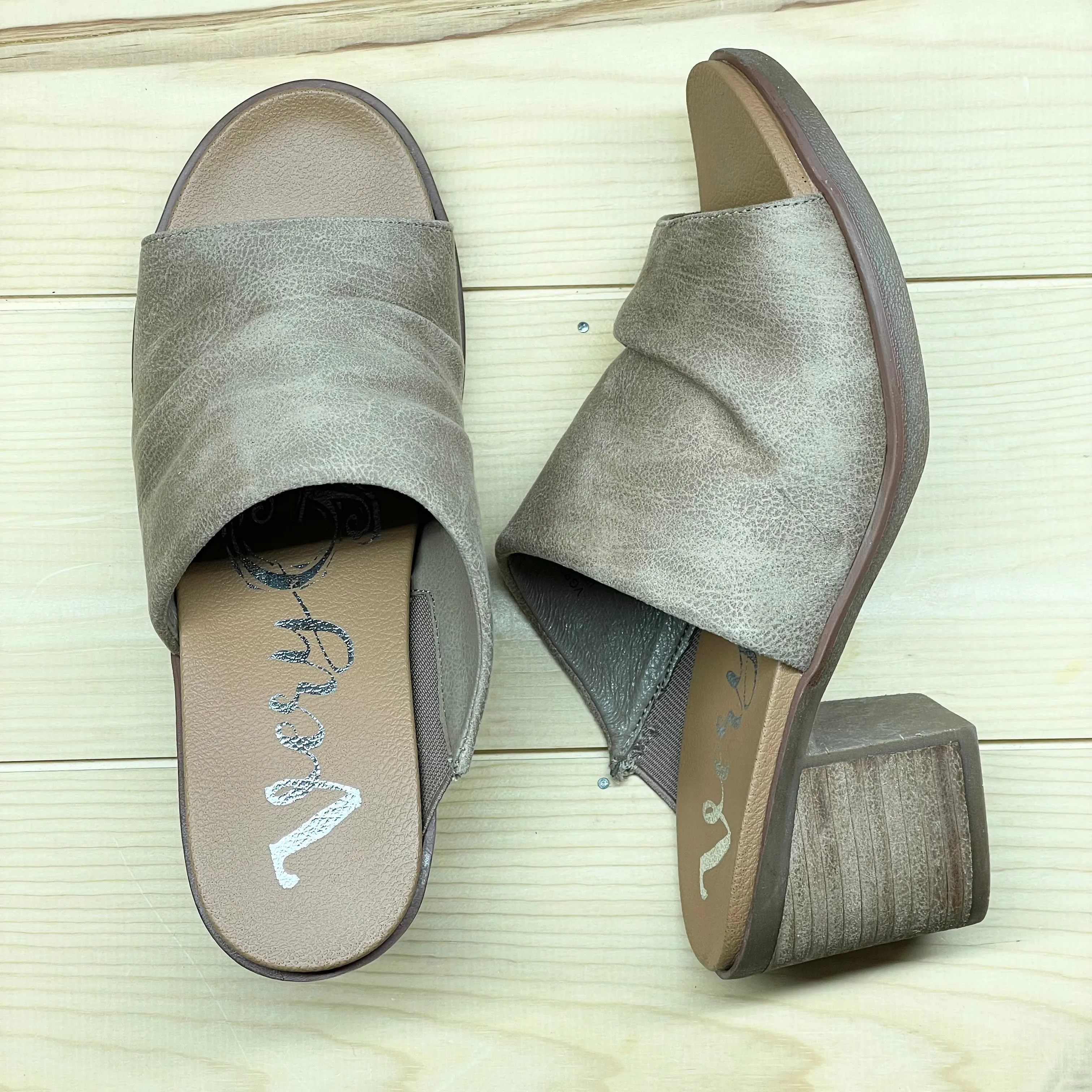 Very G "Savannah" Taupe Slip-on