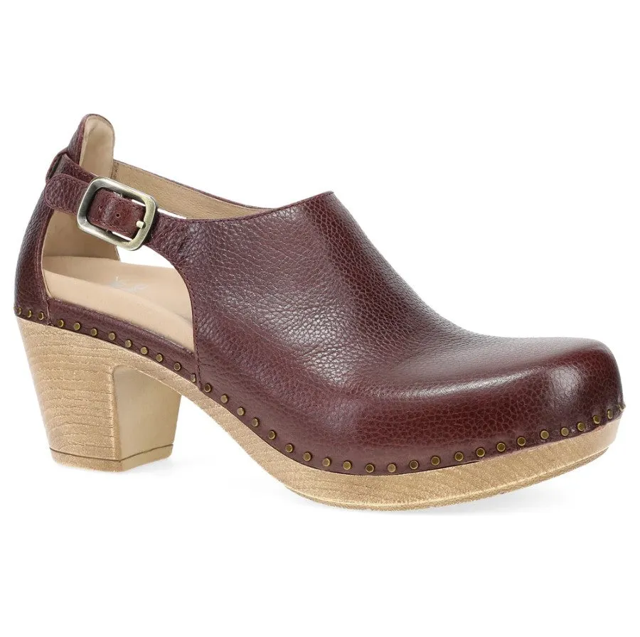 WOMEN'S DANSKO SASSY 1831812200 COLOR: CORDOVAN MILLED HEEL